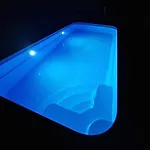 As Moon With Pool * ספליט